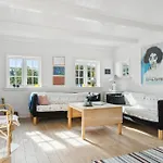 3 Bedroom Awesome In *