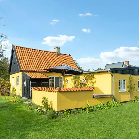 3 Bedroom Awesome In Дом отдыха *