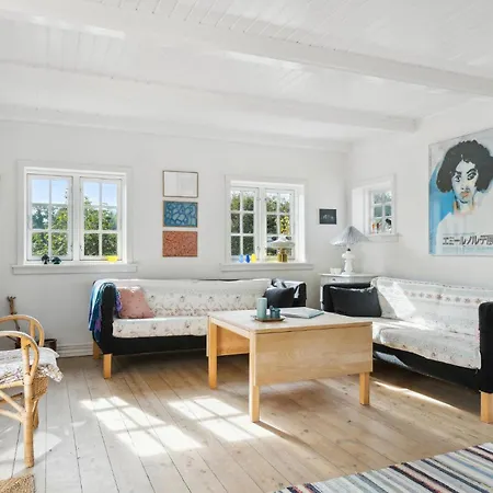 3 Bedroom Awesome In *