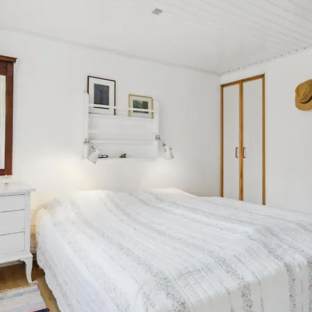 3 Bedroom Awesome In Holiday home Tranekaer