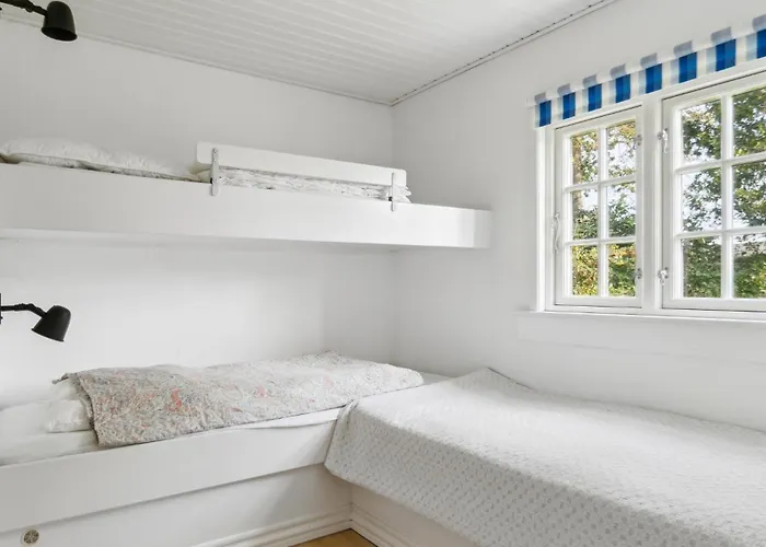 3 Bedroom Awesome In Дом отдыха *