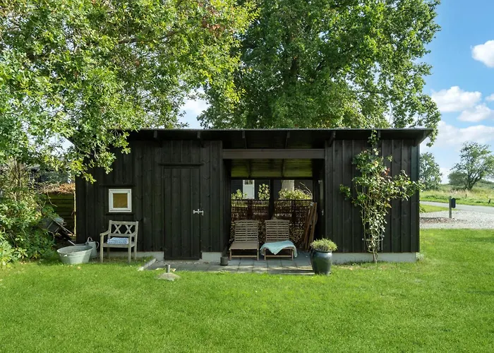 Дом отдыха 3 Bedroom Awesome In *